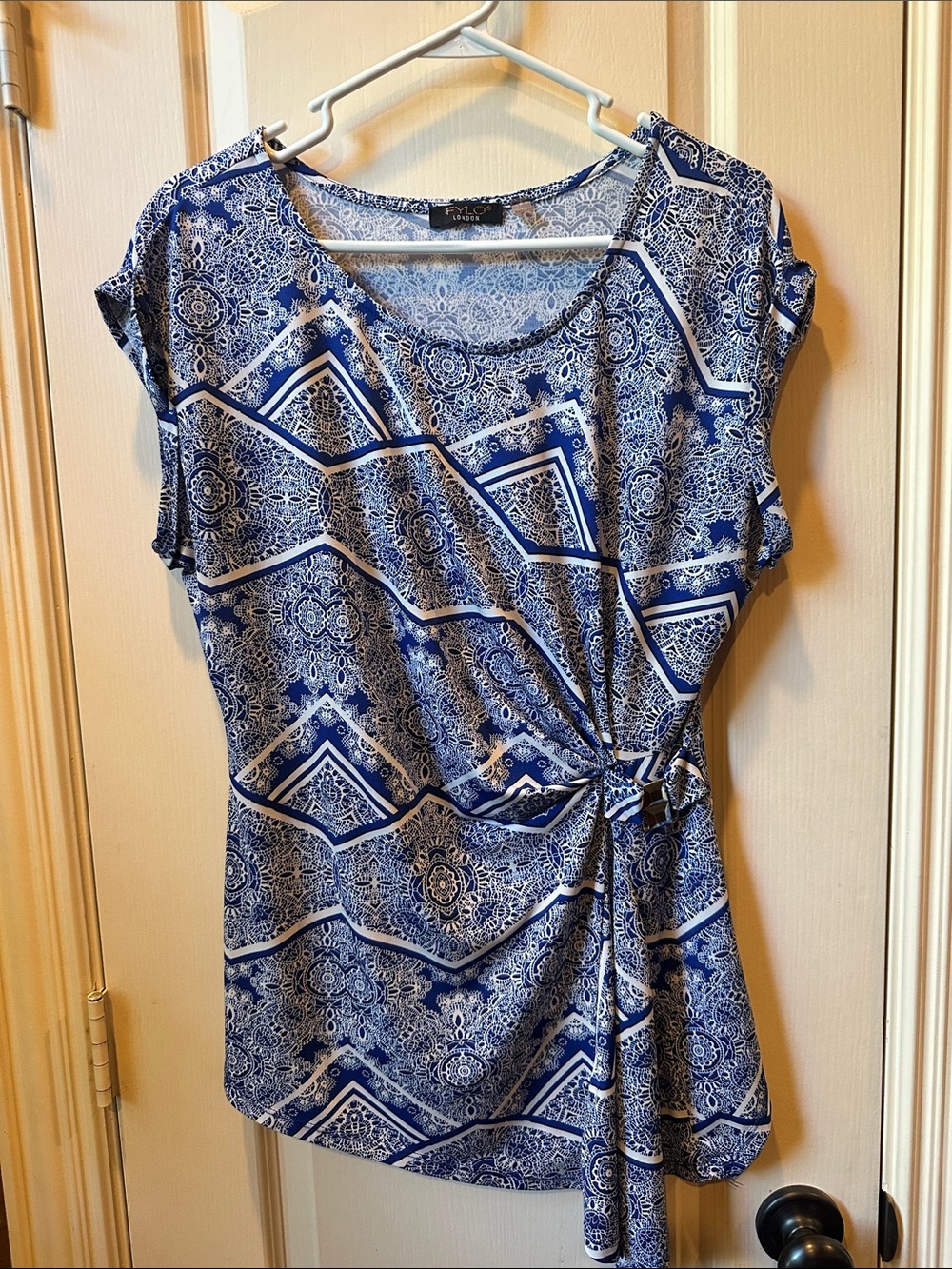FYLO Blue and White Twist-Front Print Blouse